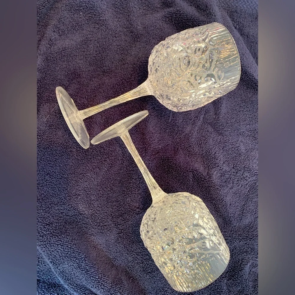Vintage Lucite “Cracked Ice” Wine Glasses Set of 2